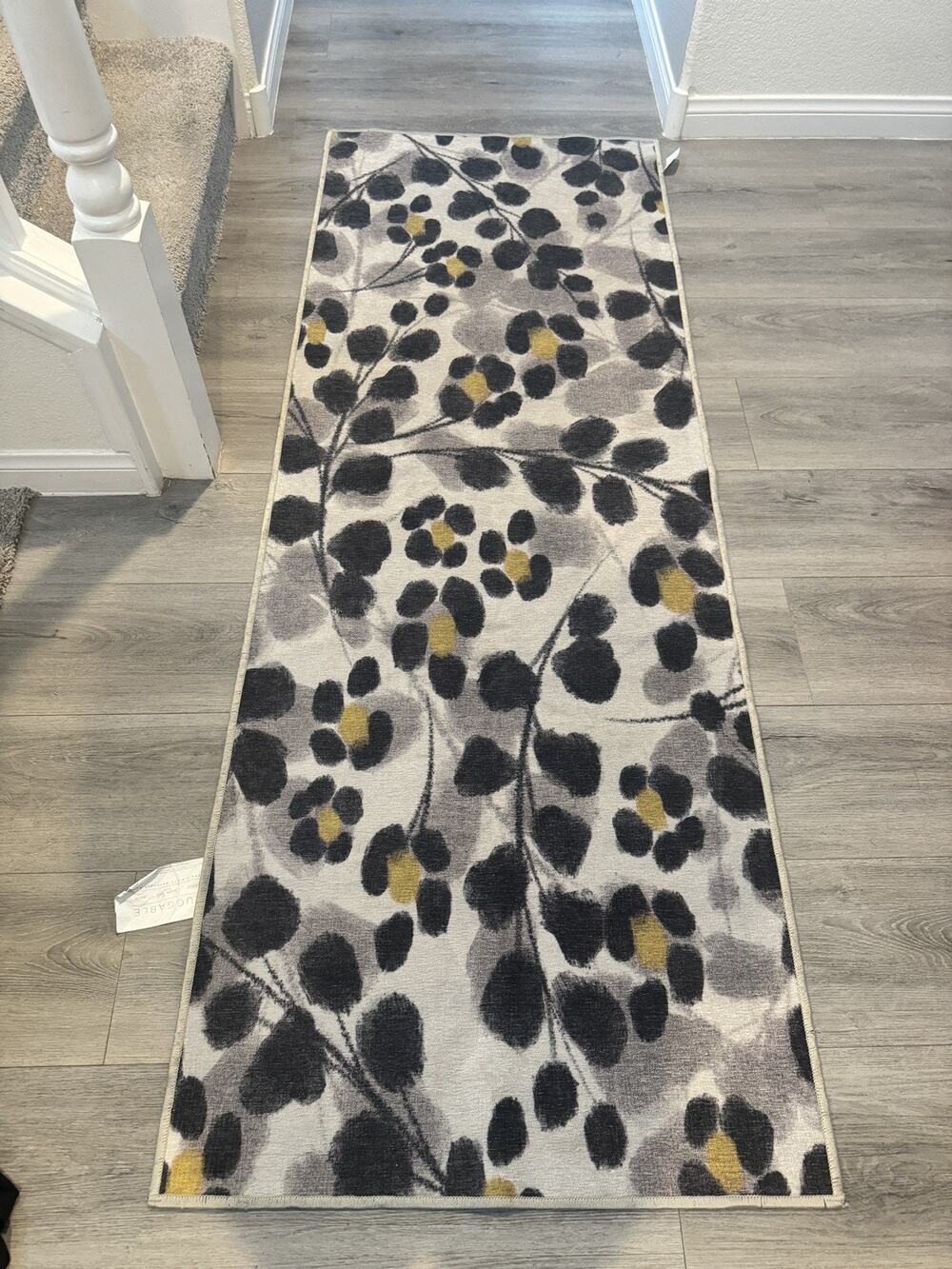 Ruggable /White/Yellow Washable Rug 2.5 X 7” No Underpass